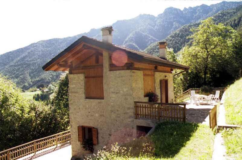 Holiday Home In Tiarno Di Sotto 23505 Exterior foto