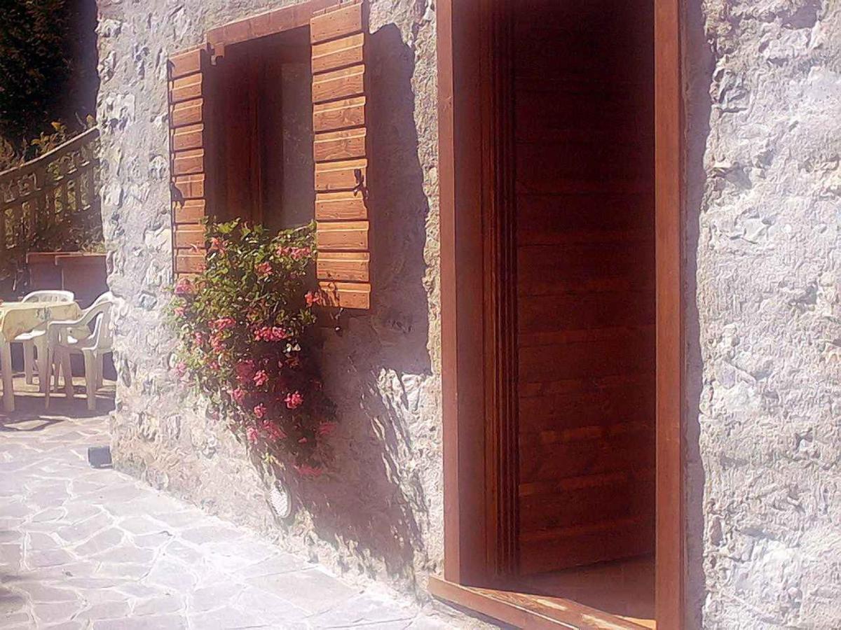 Holiday Home In Tiarno Di Sotto 23505 Exterior foto